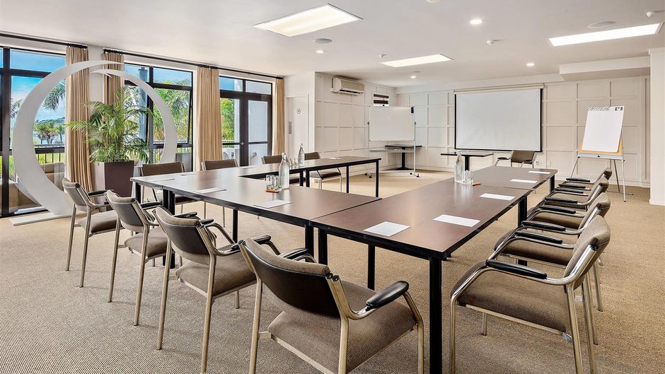 Quality Hotel Oceans Tutukaka Meeting