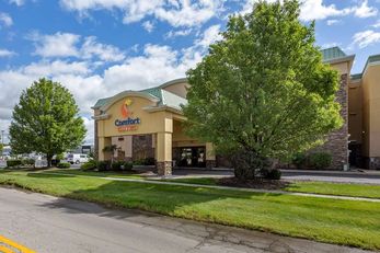 Comfort Suites