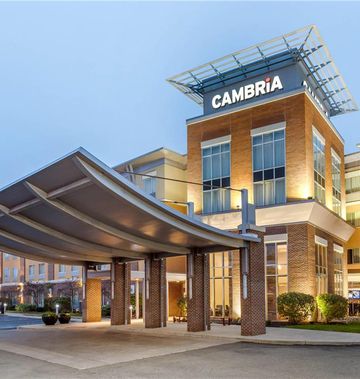 Cambria Hotel Akron - Canton Airport