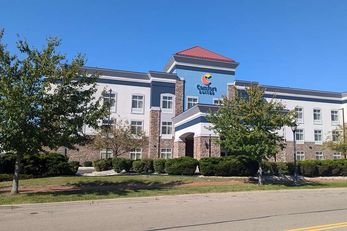 Comfort Suites