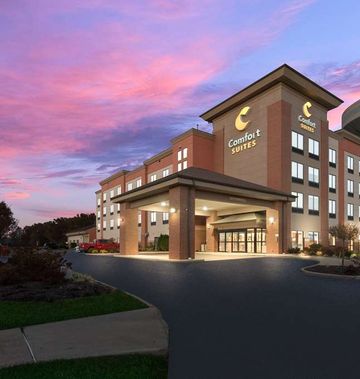 Comfort Suites East Broad at 270