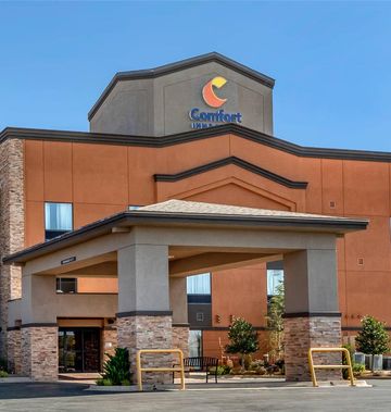Comfort Inn & Suites
