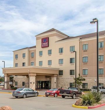 Comfort Suites