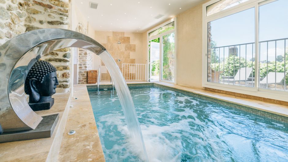 Chateau Le Cagnard Pool