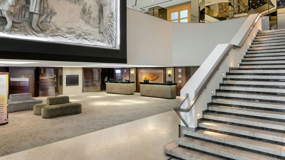 Sheraton Brussels Airport Hotel Lobby