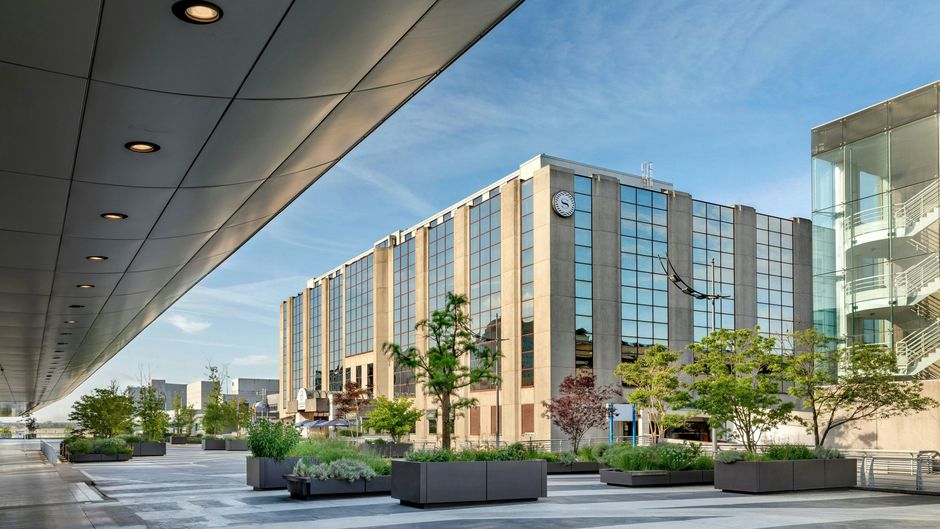 Sheraton Brussels Airport Hotel Exterior