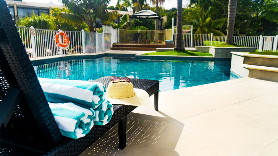 Holiday Inn Auckland Airport Pool