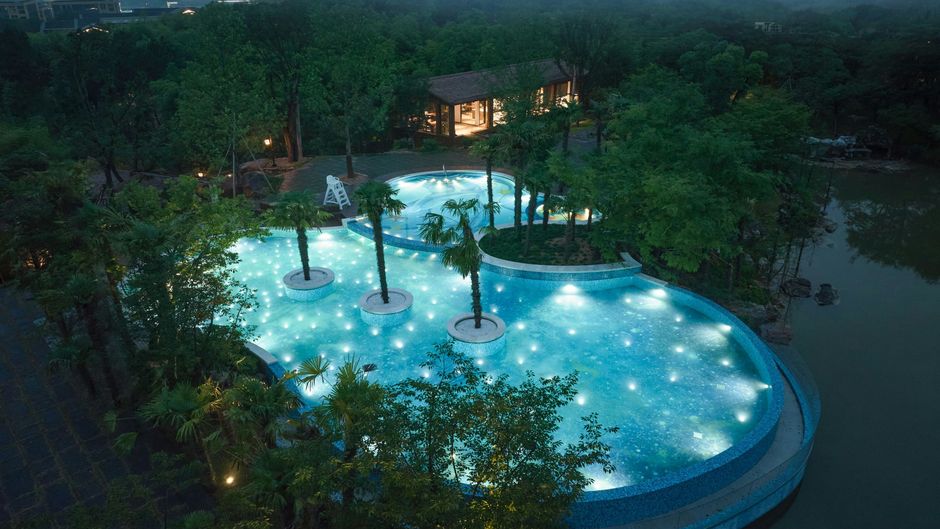 Grand New Century Resort Pool