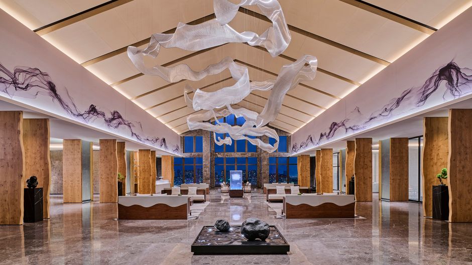 Secan Hotel Qingdao, Curio Collection by Lobby