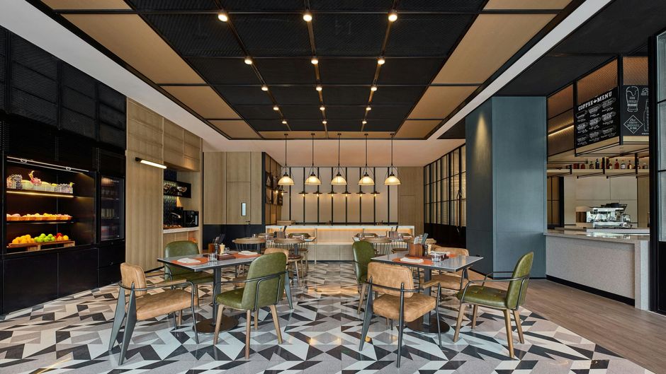 Four Points Qingdao Chengyang E Restaurant