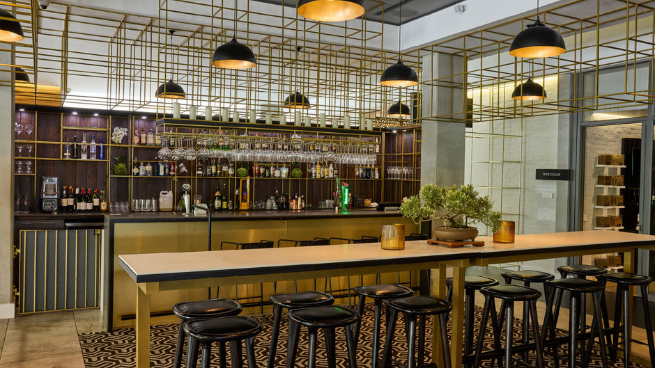 Century City Hotel Urban Square Restaurant