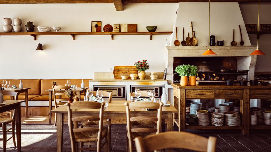 Capelongue Restaurant