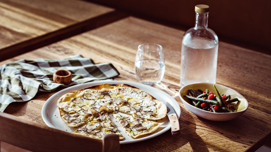 Capelongue Restaurant