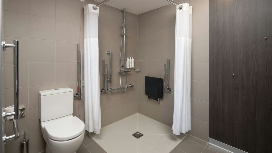 Moxy Southampton Room