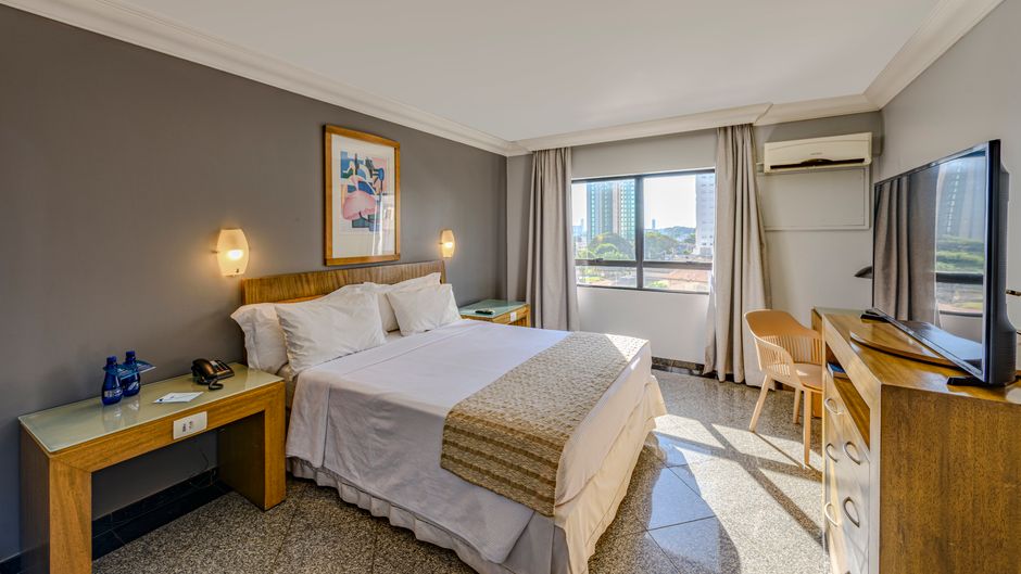 Plaza Inn Executive Room