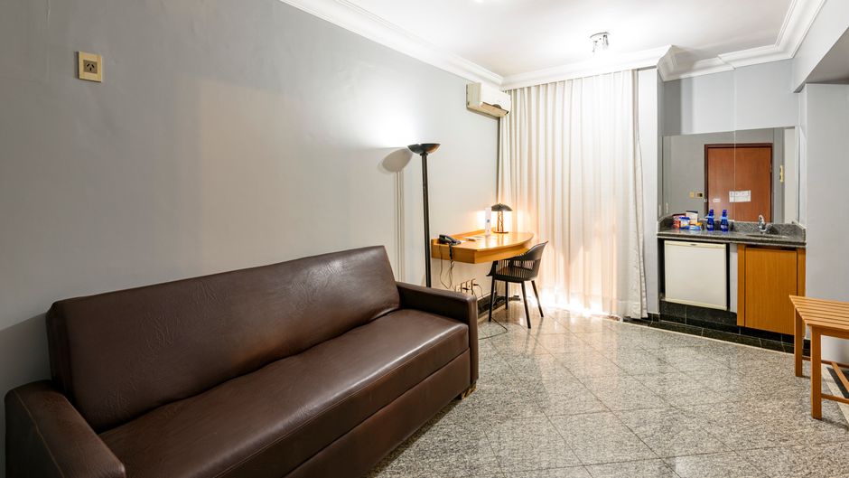 Plaza Inn Executive Suite
