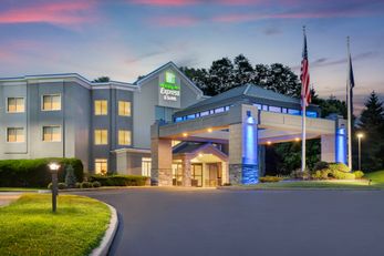 Holiday Inn Express Hawthorne Elmsford N