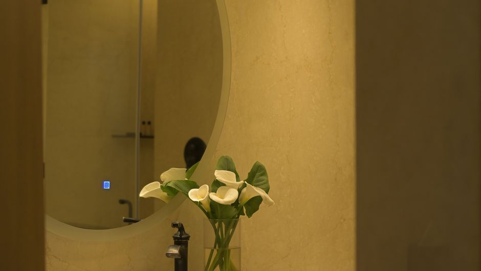 Hotel Yak & Yeti Room