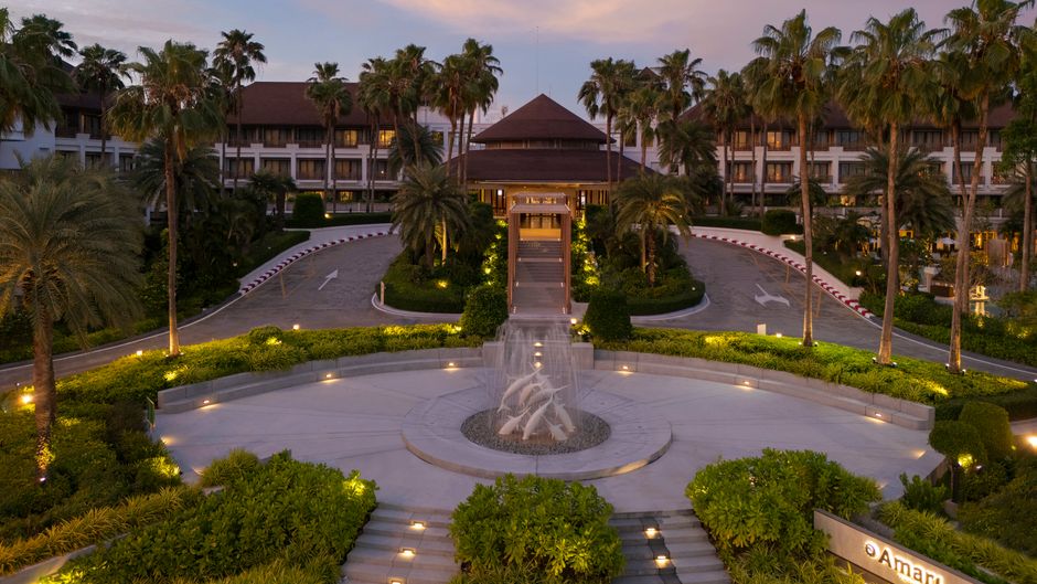 The Tide Resort Exterior