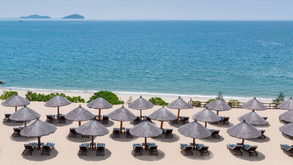The St. Regis Sanya Yalong Bay Resort Beach