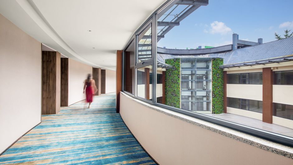 Holiday Inn Exp Yibin Xuzhou Lobby