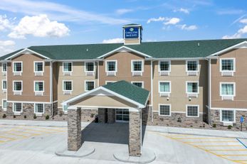 Cobblestone Inn & Suites