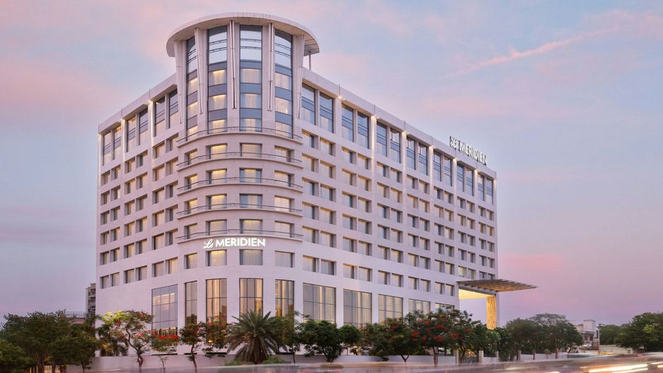 Le Meridien Ahmedabad Exterior