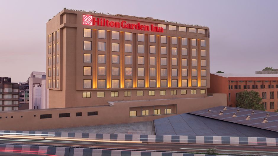 Hilton Garden Inn Surat City Centre Exterior