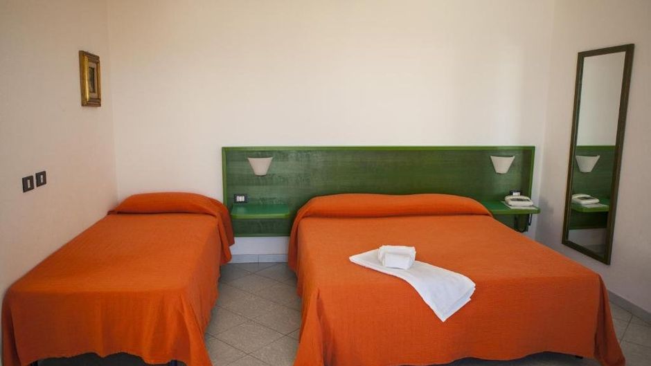 Hotel Piccada Room
