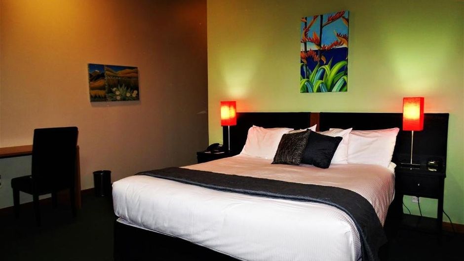 The Marlborough Riverside Hotel Room