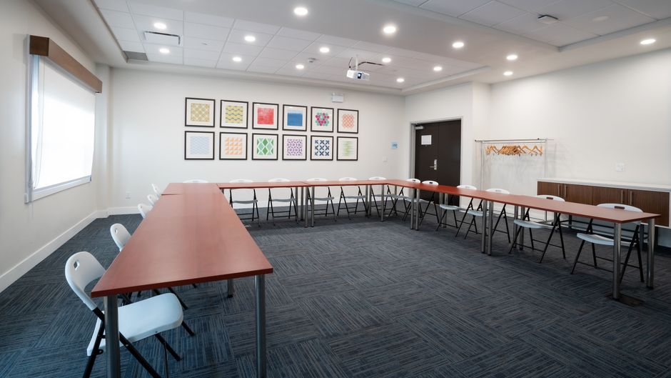 Holiday Inn Express-Suites SW/Windermere Meeting