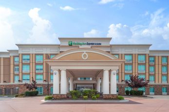 Holiday Inn Express & Stes Research Park