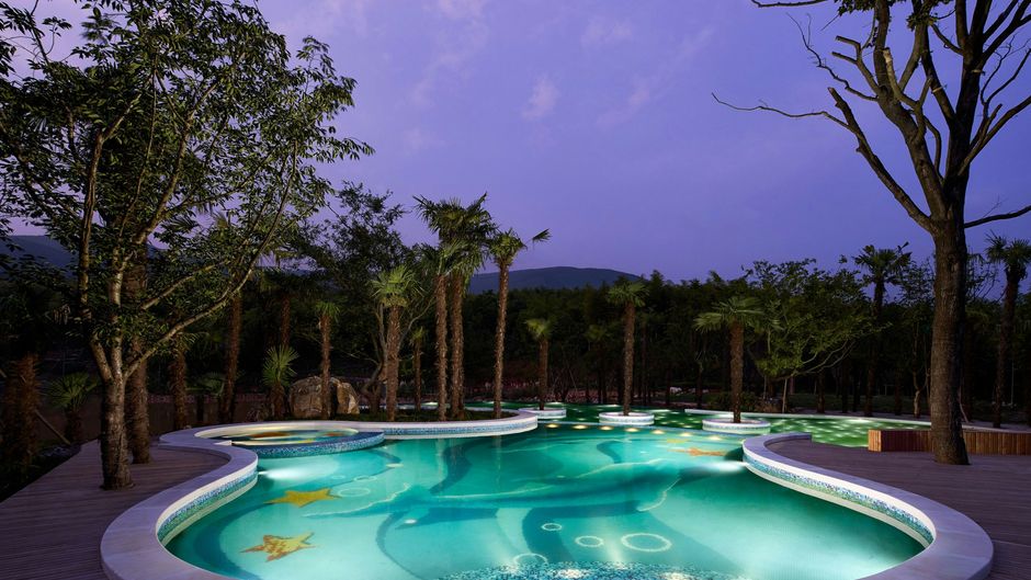 Grand New Century Resort Pool