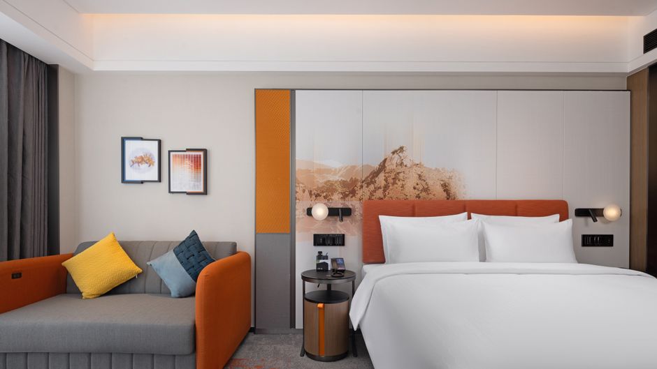 Hampton Xinyang Yangshan New District Room