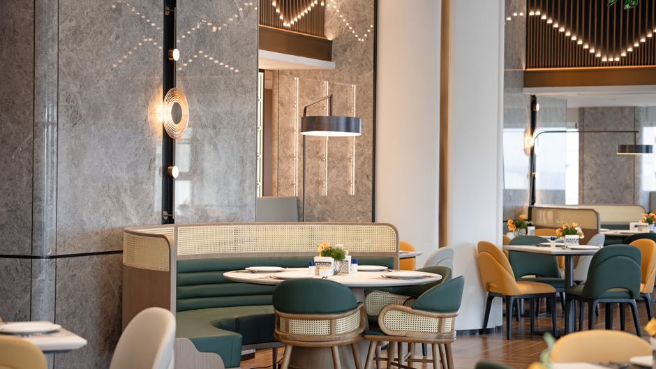 Hampton Xinyang Yangshan New District Restaurant
