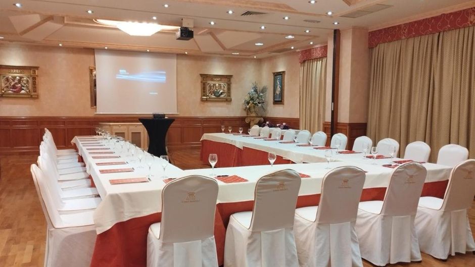 Hotel Conde Ansurez Meeting
