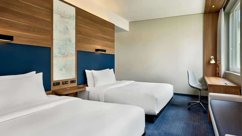 Aloft Munich Room