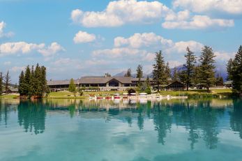 Fairmont Jasper Park Lodge