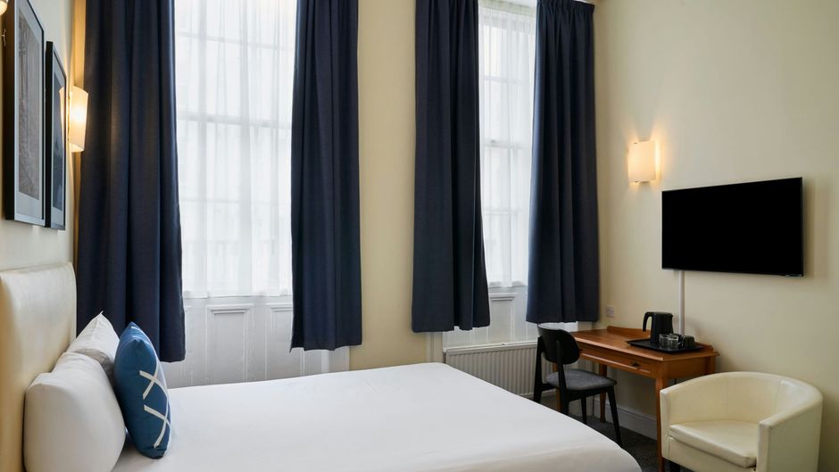 Four Points Flex Brighton Room