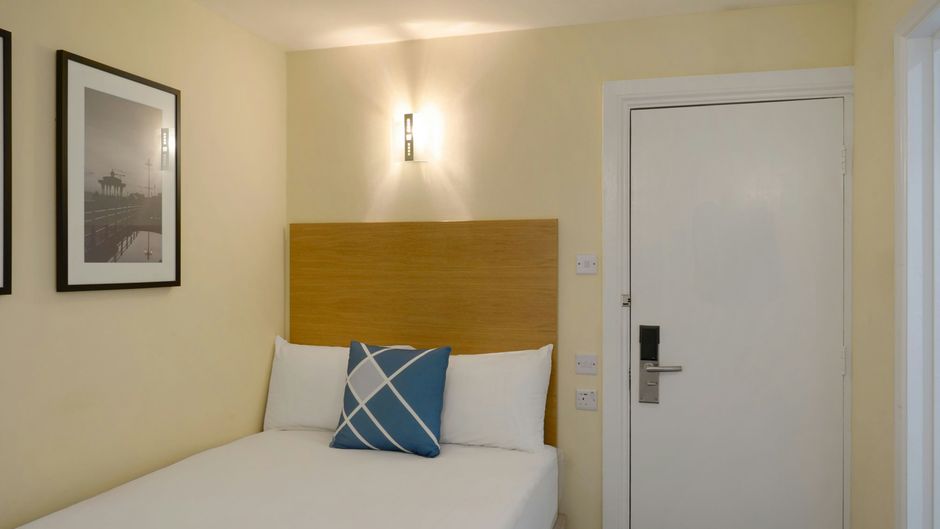 Four Points Flex Brighton Room