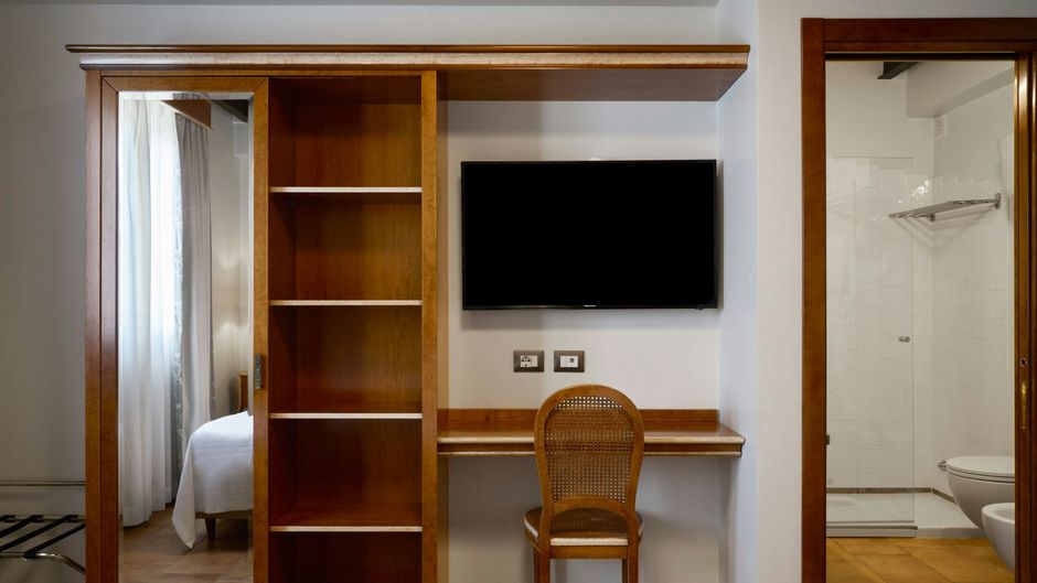 Four Points Flex Naples Marigliano Room