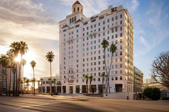 Fairmont Breakers Long Beach