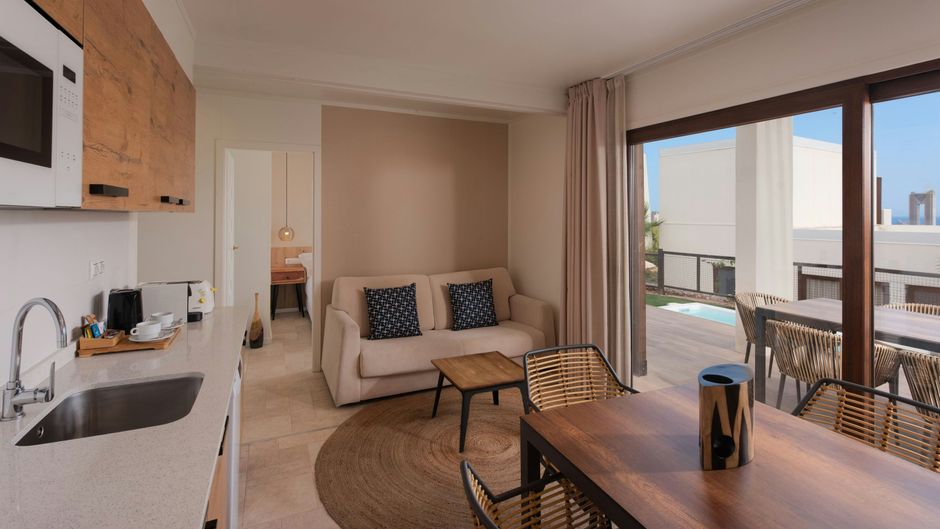 Four Points Costa Blanca Villas Pool