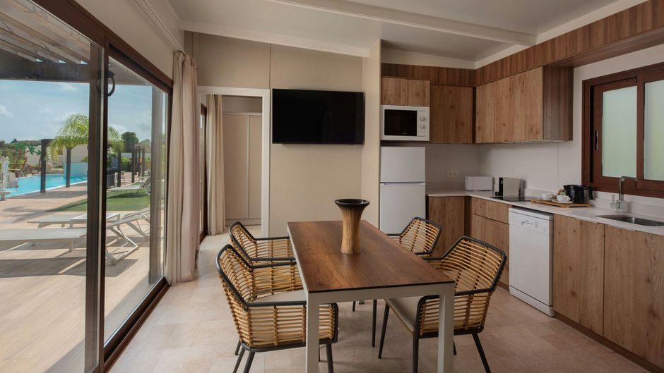 Four Points Costa Blanca Villas Room
