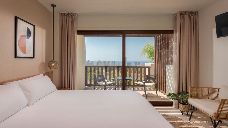 Four Points Costa Blanca Villas Room