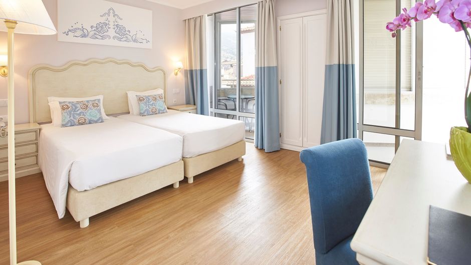 Hotel Madeira Room