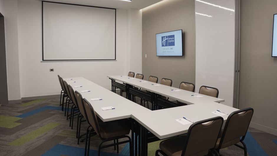 Holiday Inn Express Parque 93 Meeting