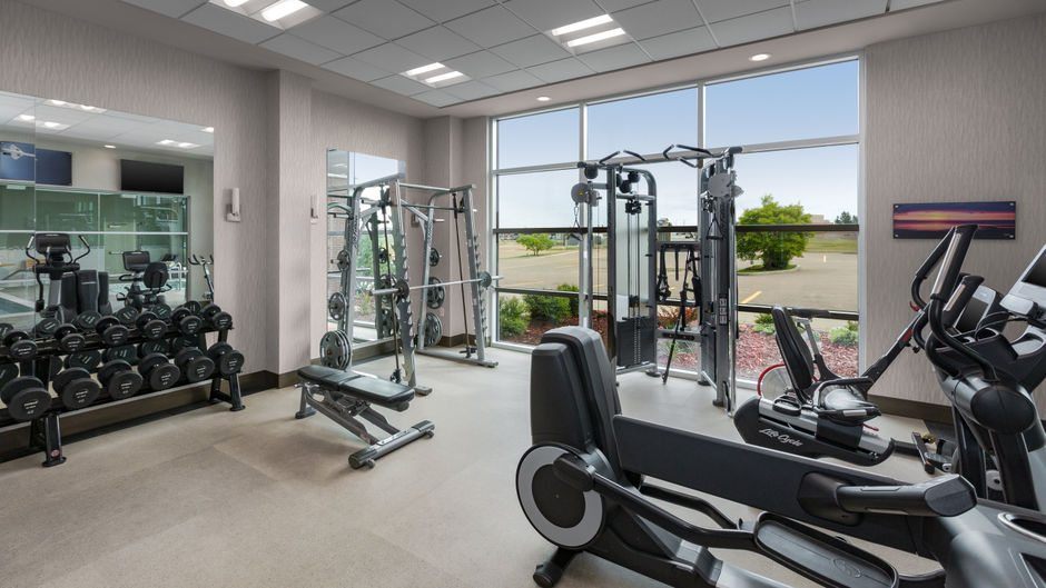 Holiday Inn Express & Suites Cold Lake Health Club