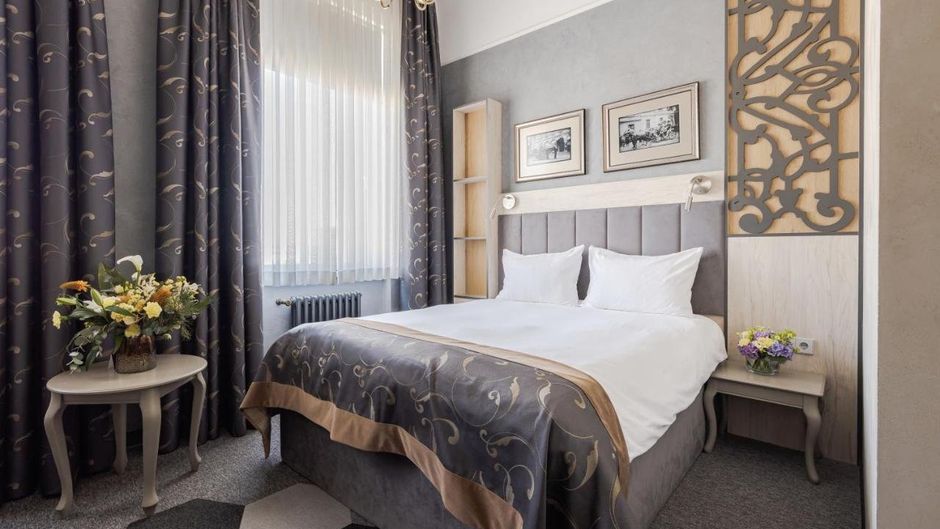 Eurostars Metropole Room