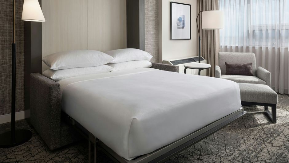 Sheraton Cavalier Calgary Hotel Suite